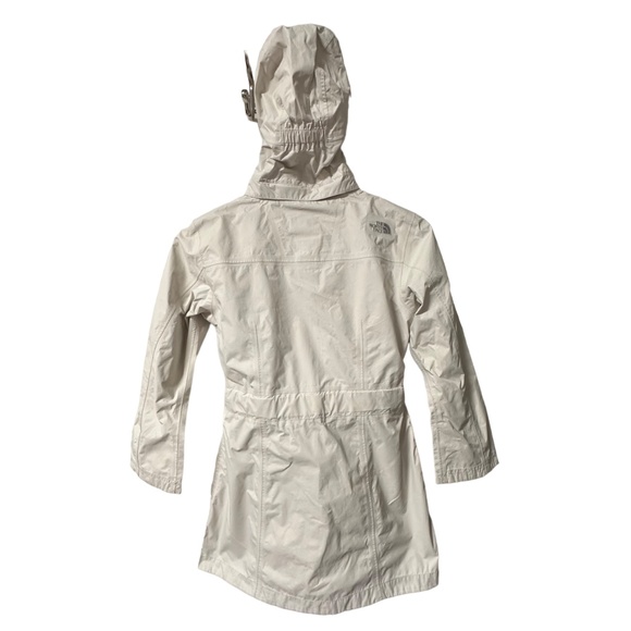 The North Face: Girls' Cream Full Zip Hooded Waterproof Jacket with Pockets - Picture 3 of 6